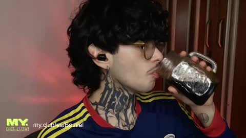 Bastiel online show from March 25, 3:21 am