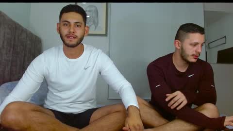 batmayrobin6 online show from February 16, 12:54 am