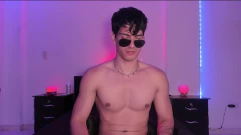 Valentino online show from January 25, 9:14 pm