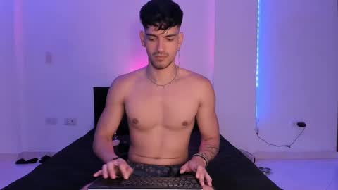 Valentino online show from December 2, 10:10 pm