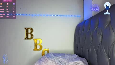 john online show from May 22, 4:06 am