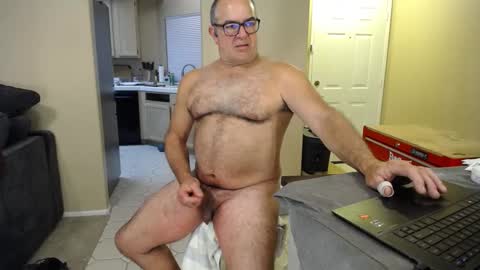 bbrady4 online show from January 9, 9:37 am