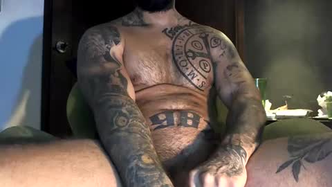 Snapshot of bby044 chatting on January 17, 9:17 am bby044 online show from January 17, 9:17 am