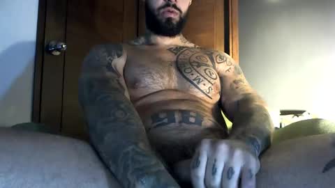 Snapshot of bby044 chatting on February 18, 9:10 am bby044 online show from February 18, 9:10 am