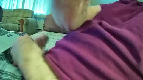 Snapshot of bcema2 chatting on January 16, 6:37 pm bcema2 online show from January 16, 6:37 pm