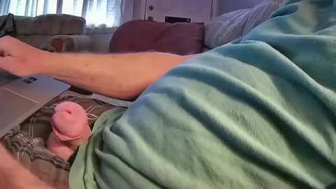 Snapshot of bcema2 chatting on January 21, 6:44 pm bcema2 online show from January 21, 6:44 pm