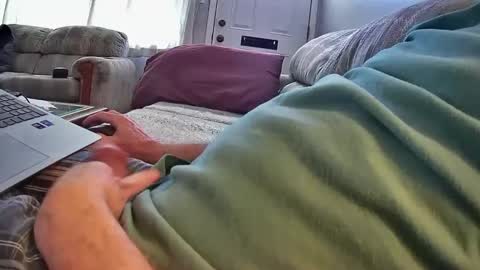 Snapshot of bcema2 chatting on February 10, 7:28 pm bcema2 online show from February 10, 7:28 pm