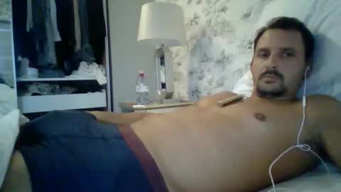 bearboudior online show from October 23, 3:37 pm