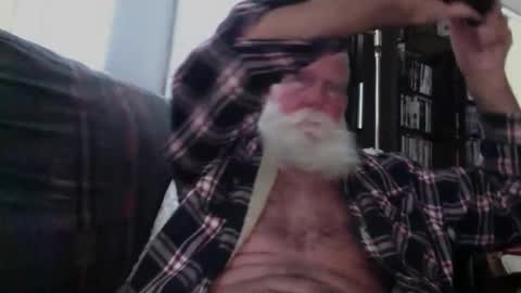 beardbushy online show from November 4, 3:35 pm