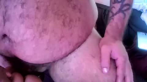 Snapshot of bearxxx80 chatting on October 3, 12:32 pm bearxxx80 online show from October 3, 12:32 pm