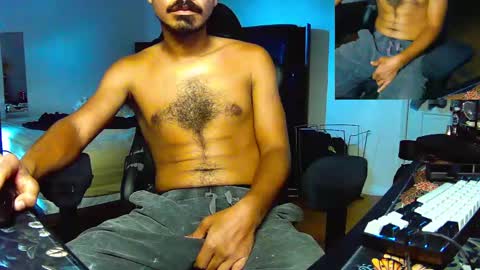 Snapshot of bedstuymonstercock90 chatting on September 19, 5:13 pm hungnheavy online show from September 19, 5:13 pm