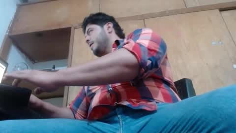 Snapshot of beefypecs_10 chatting on December 23, 1:29 am Criss2fer online show from December 23, 1:29 am