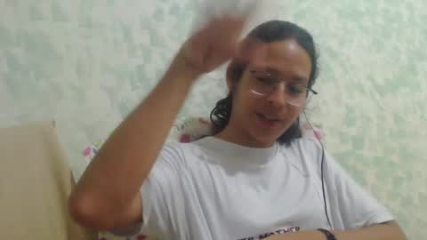 Alex online show from December 21, 7:24 am