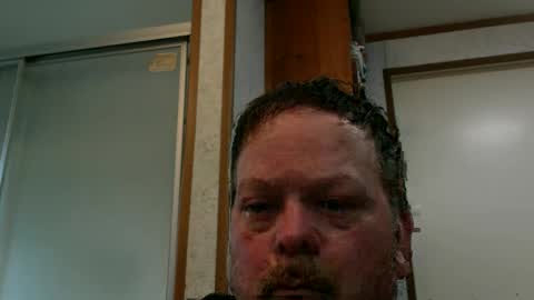 Snapshot of beer_money69 chatting on March 5, 7:50 pm beer_money69 online show from March 5, 7:50 pm