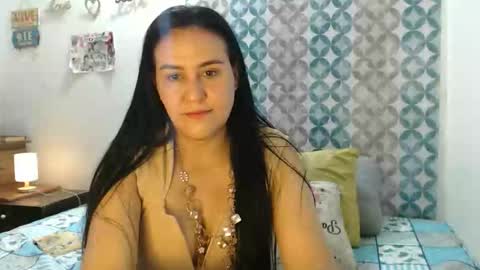 bella_florx online show from November 11, 9:53 pm