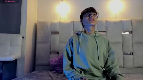 Neon online show from September 15, 11:33 am