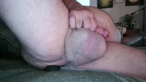 benawhile online show from October 13, 7:14 am