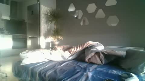 benbare13 online show from January 2, 3:40 pm