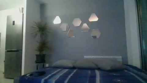 benbare13 online show from December 30, 5:34 pm