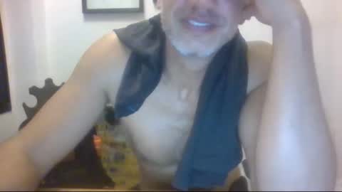 benedett22 online show from May 7, 8:42 pm
