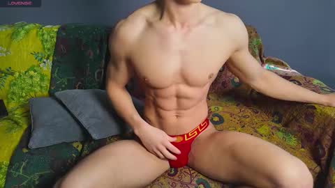 benjaminkarl02 online show from September 17, 11:55 am