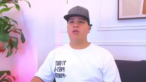 bennett_alejoo online show from February 18, 7:00 pm