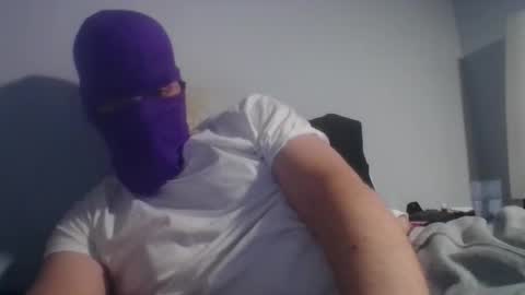 bennybueno online show from March 3, 12:40 am