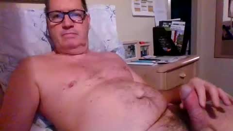 bennybutterfly007 online show from January 7, 8:26 am