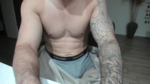 Ben Braxton online show from December 13, 4:11 am