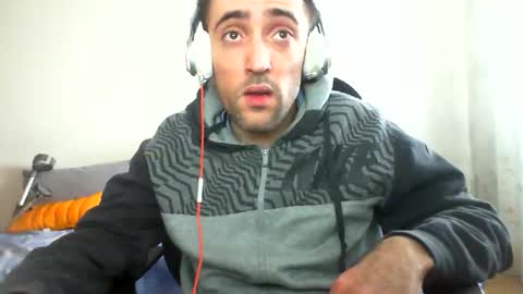 bentish online show from December 21, 10:12 am