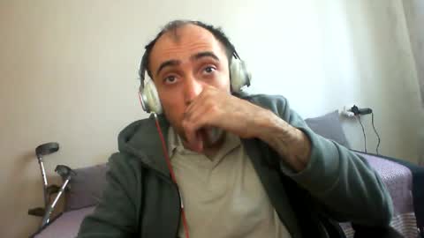 bentish online show from March 2, 10:44 am