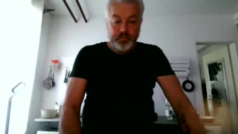 Martin online show from November 30, 9:11 am