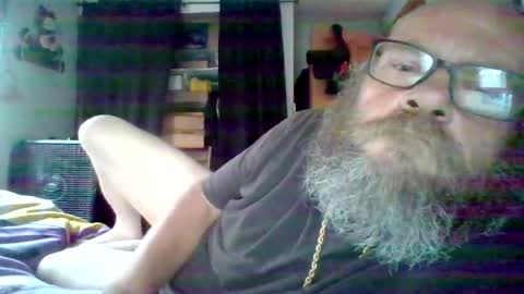 bergeeric1970 online show from June 19, 12:54 pm