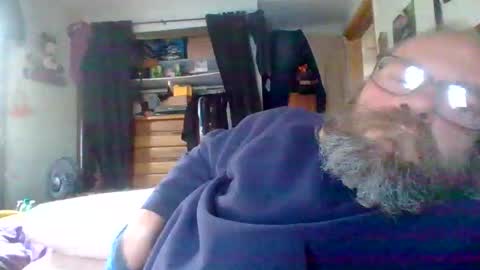 bergeeric1970 online show from November 10, 7:08 pm