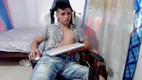 Bergon77 online show from February 25, 3:05 pm