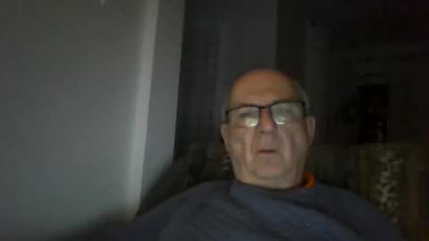 bernard1102 online show from February 21, 1:28 am