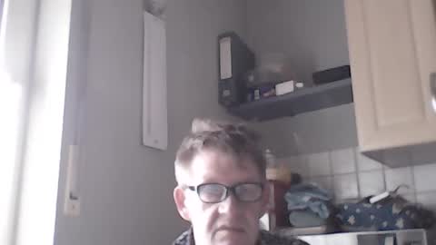 bernie6004 online show from July 16, 8:10 am