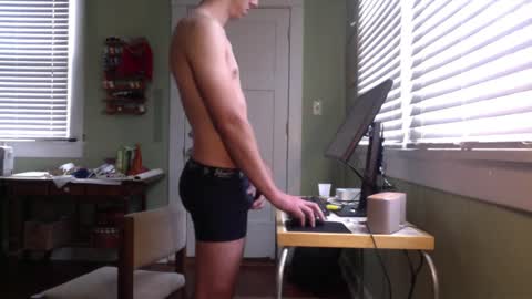 Snapshot of best_triam chatting on February 13, 5:44 pm best_triam online show from February 13, 5:44 pm