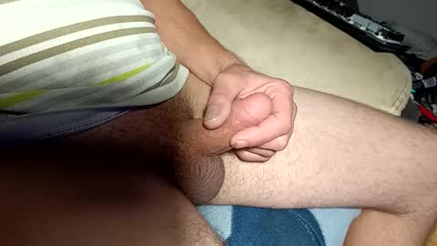 Snapshot of betelik7 chatting on October 12, 2:05 am betelik7 online show from October 12, 2:05 am