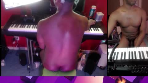 BicepsandFrot online show from February 3, 6:33 am