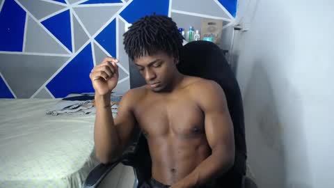 big_black11 online show from October 28, 11:12 am