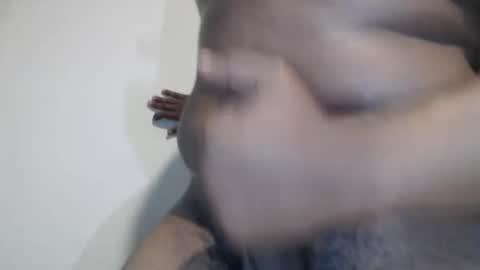 bigblack004 online show from March 15, 4:42 am