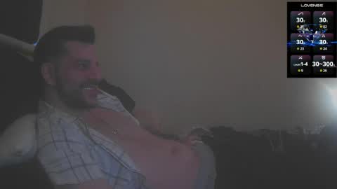 Jon - Im Straight online show from May 31, 12:22 am