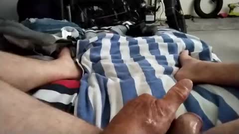 bigdaddydongarlets391292 online show from June 27, 1:39 pm