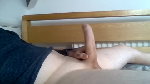 bigdickwillywonka11 online show from July 15, 2:13 pm