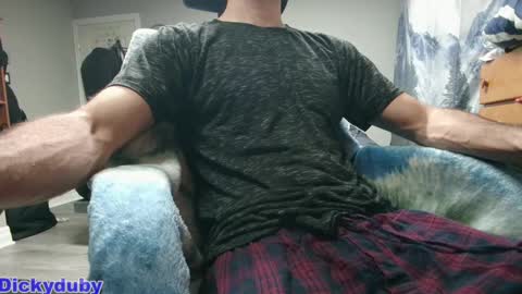 Snapshot of bigdickyduby chatting on October 20, 2:04 am George Forest Dickyduby on all Socials online show from October 20, 2:04 am