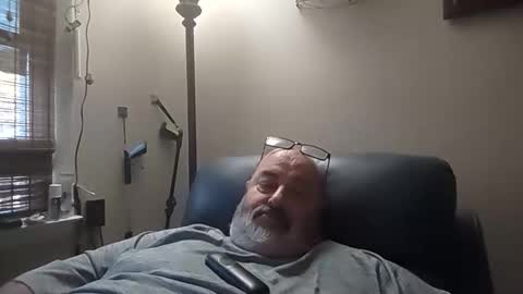 bigfuzzyteddybear online show from December 14, 6:48 pm