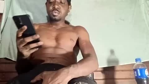 Snapshot of biggbic36 chatting on October 29, 5:10 am biggbic36 online show from October 29, 5:10 am