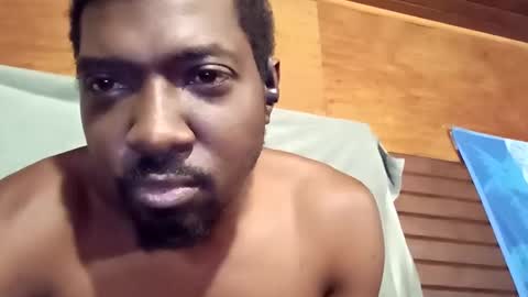 Snapshot of biggbic36 chatting on December 26, 6:43 pm biggbic36 online show from December 26, 6:43 pm