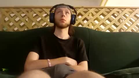 Snapshot of biggestboiiii chatting on September 9, 5:51 am biggestboiiii online show from September 9, 5:51 am